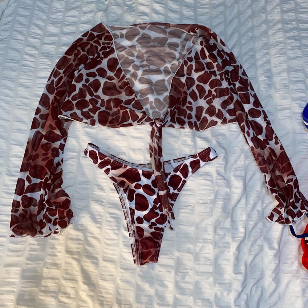 Bathing suit